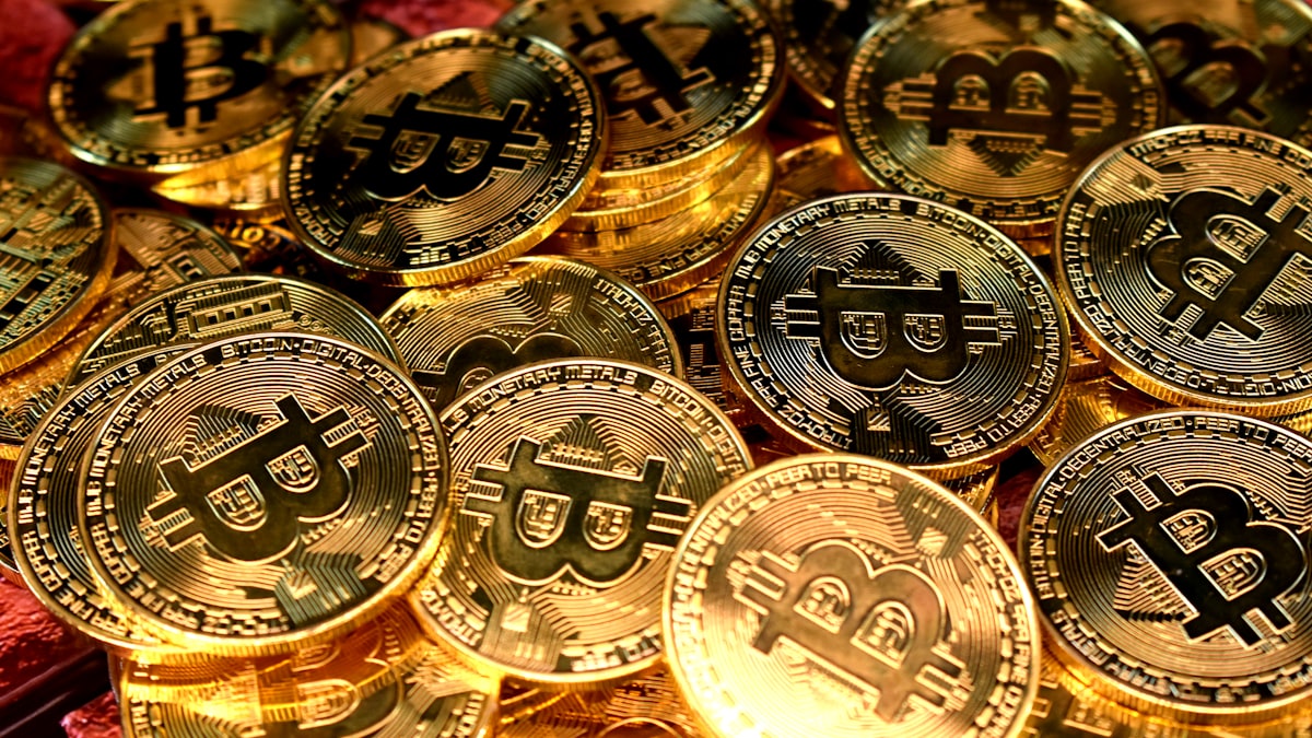 Détenir des cryptoactifs au bilan est devenu une stratégie d'entreprise à part entière, mais elle divise désormais les acteurs du marché.